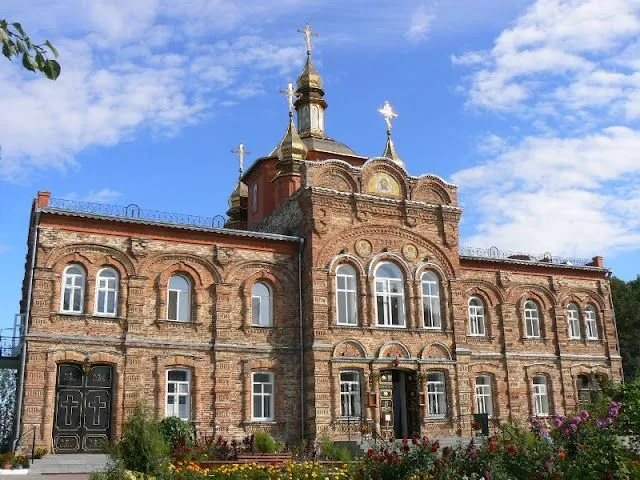 Софронієвський монастир, Нова Слобода