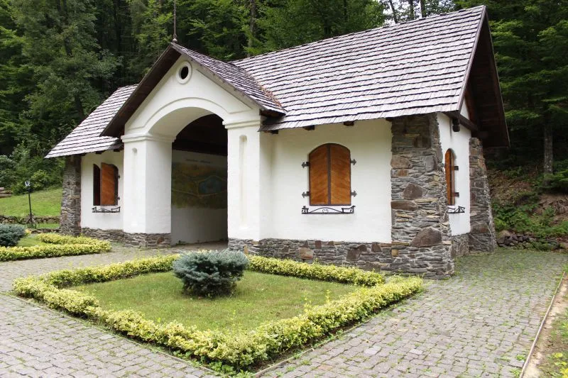 Парк графа Шенборна, Тур'я Пасіка