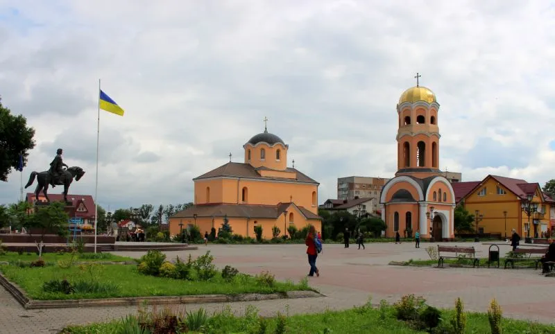Пам'ятник Данилові Галицькому, Галич