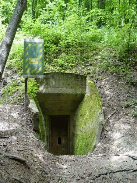 Печера Оптимістична