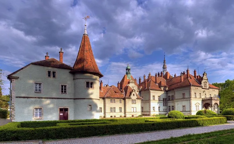 Замок Шенборнів, Карпати