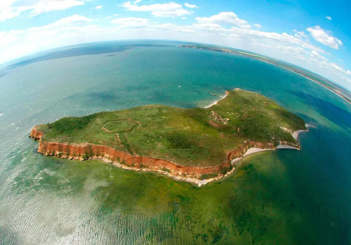 Березань (острів)