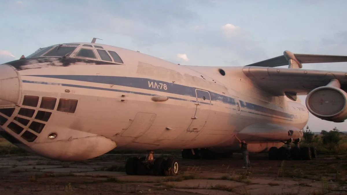 Кладовище літаків, Полтава