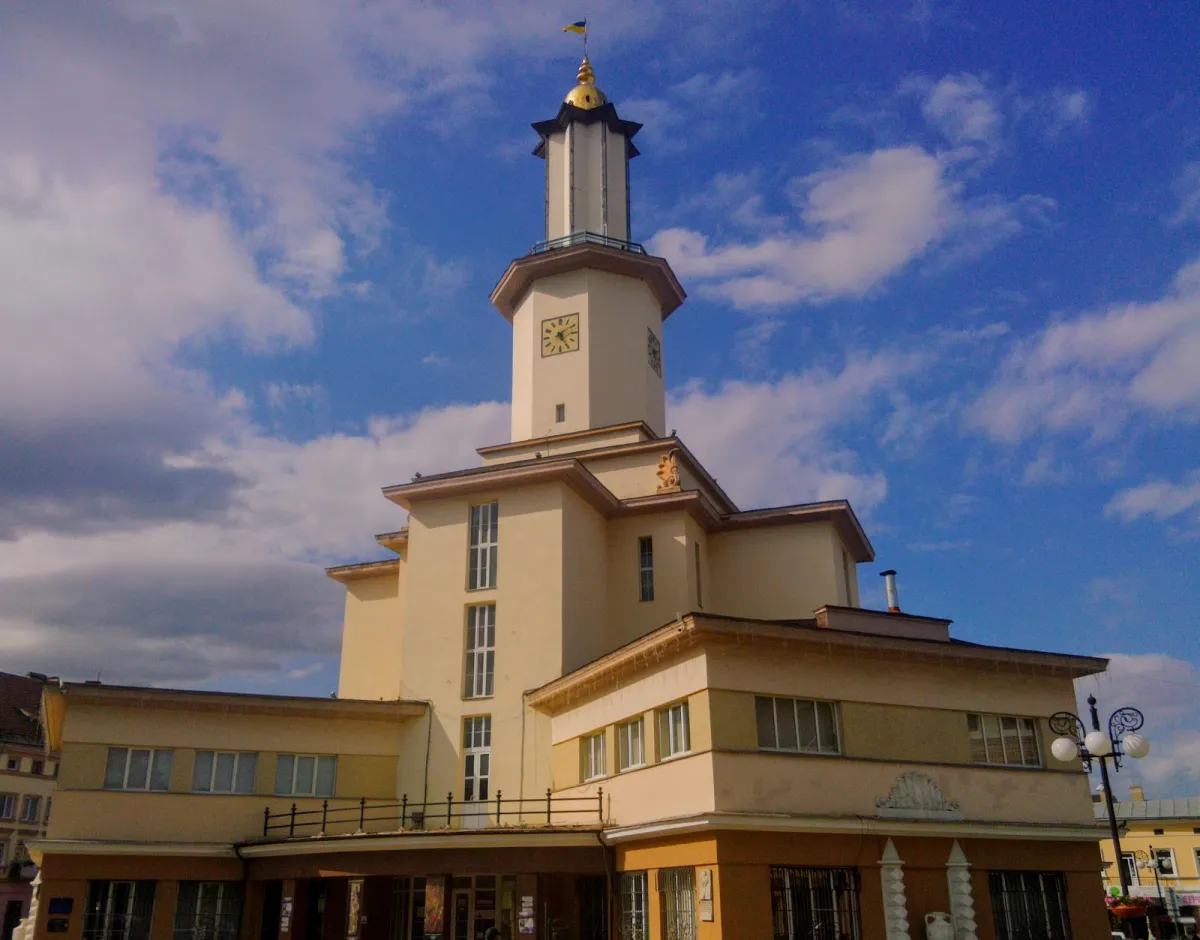 Площа Ринок, Івано-Франківськ