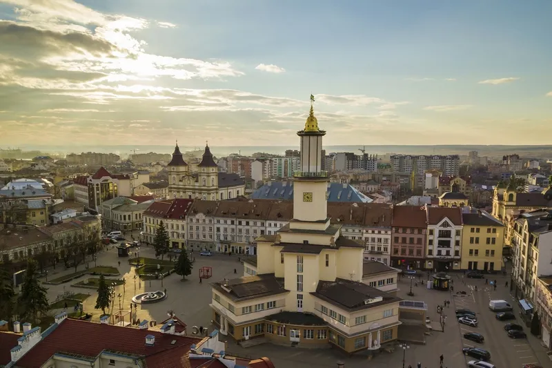 Площа Ринок, Івано-Франківськ