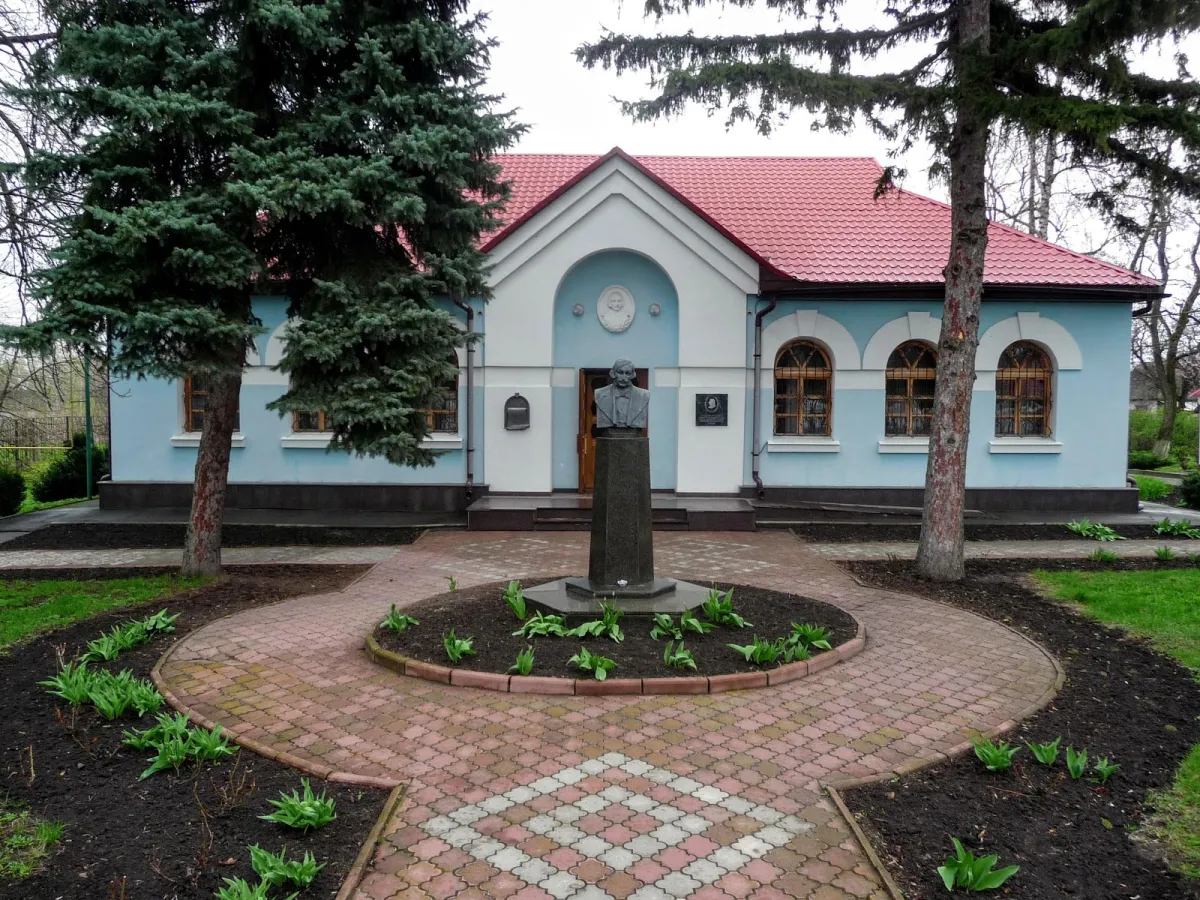 Літературно-меморіальний музей Миколи Гоголя, Великі Сорочинці