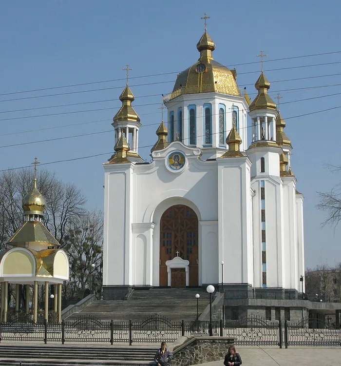 Свято-Покровський кафедральний собор, Рівне